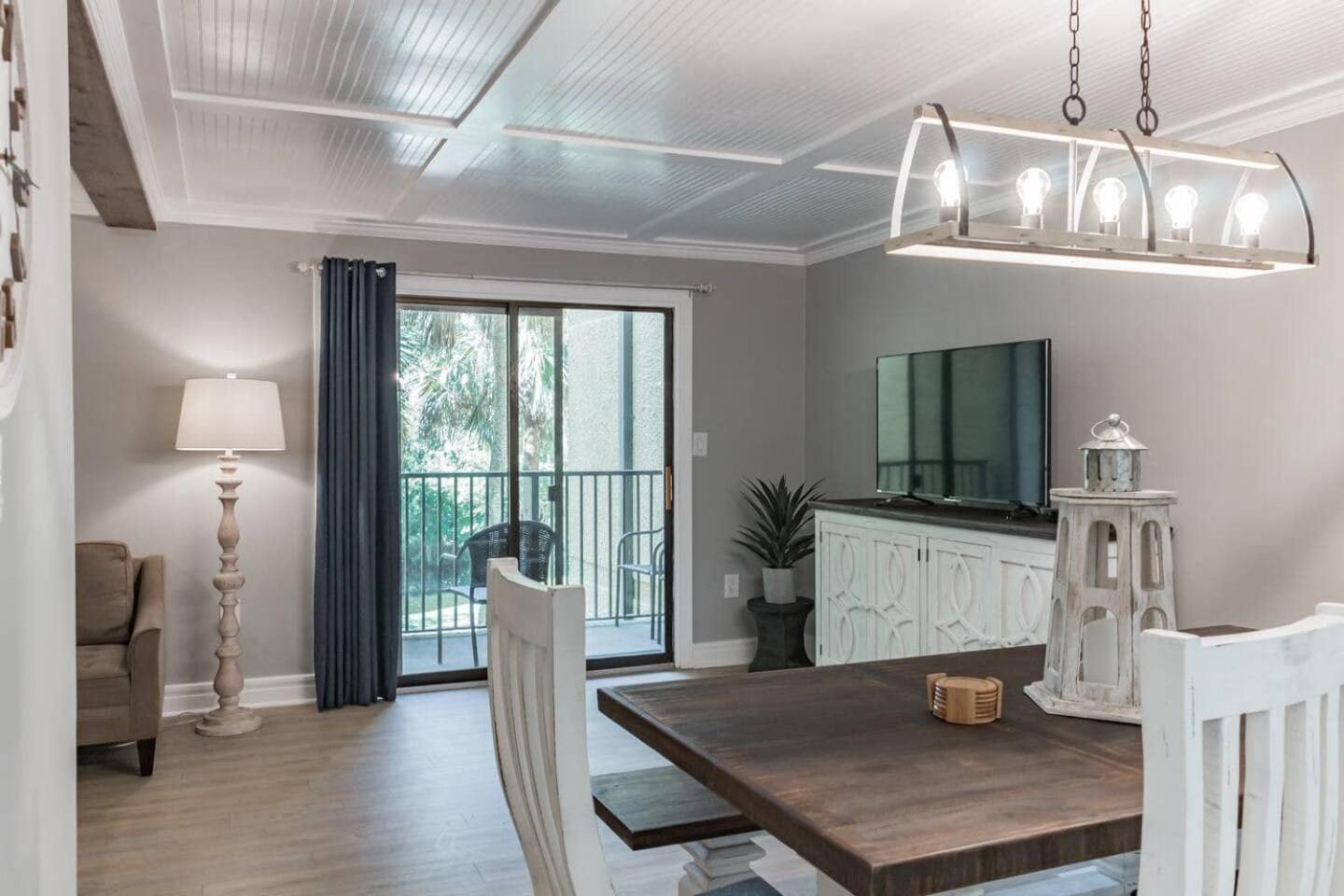 Forest Beach Condo Walk To Coligny, Pool, Tennis Hilton Head Island Esterno foto